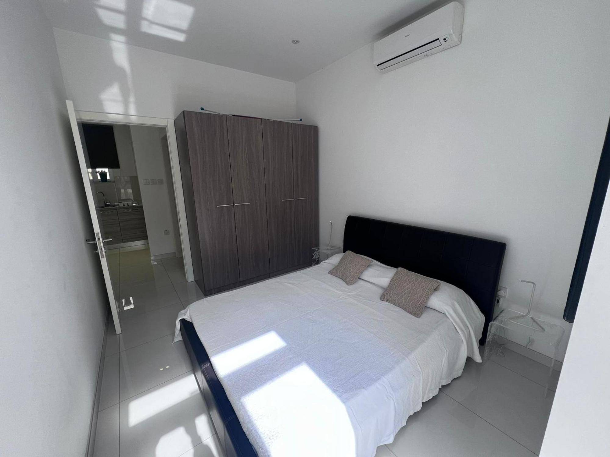 Sunny One Bedroom Apartment In Old Bakery Street Valletta Exteriör bild